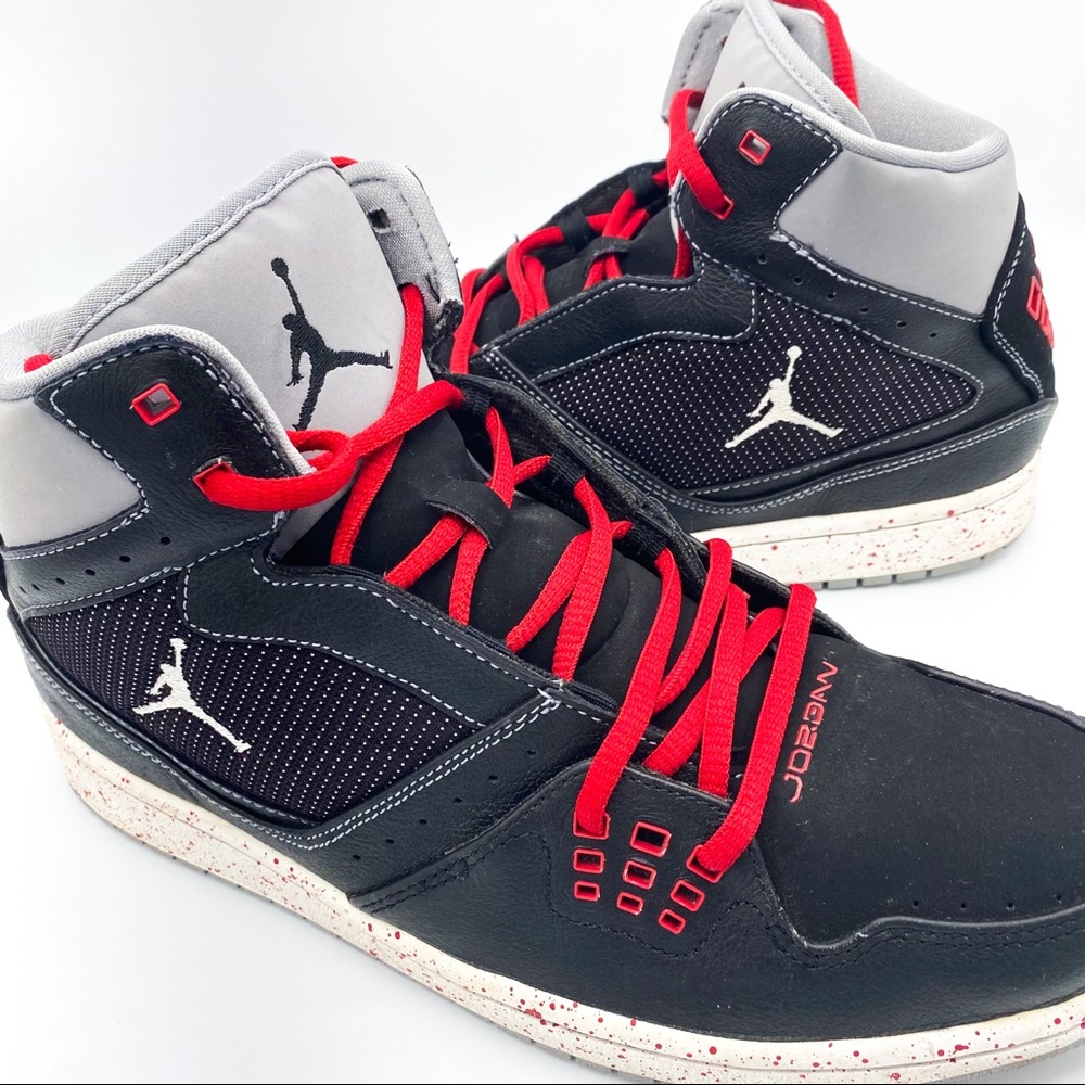 ❌SOLD❌ Jordan 1 Flight Flint Grey/True Red-White Sneakers Size 9.5 Men’s